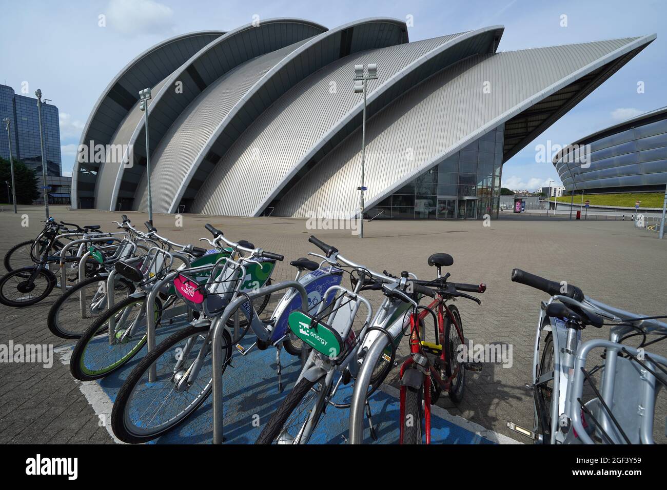 Una visione generale del SEC Armadillo sul Campus Scottish Event di Glasgow, che sarà uno dei luoghi della Conferenza delle parti sul cambiamento climatico delle Nazioni Unite, nota anche come COP26. Data foto: Lunedì 23 agosto 2021. Foto Stock