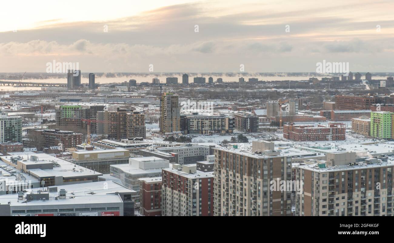 Vista di Montreal durante la mattina d'inverno Foto Stock