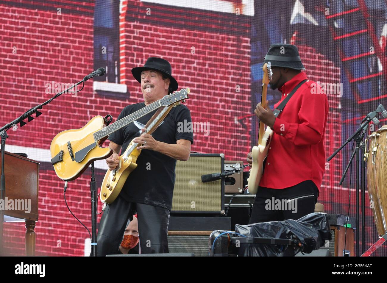 Central Park, New York, USA, 21 agosto 2021 - Carlos Santana durante il concerto di NYC Homecoming al Great Lawn in Central Park il 21 agosto. Foto: Luiz Rampelotto/EuropaNewswire PHOTO CREDIT OBBLIGATORIO. Foto Stock