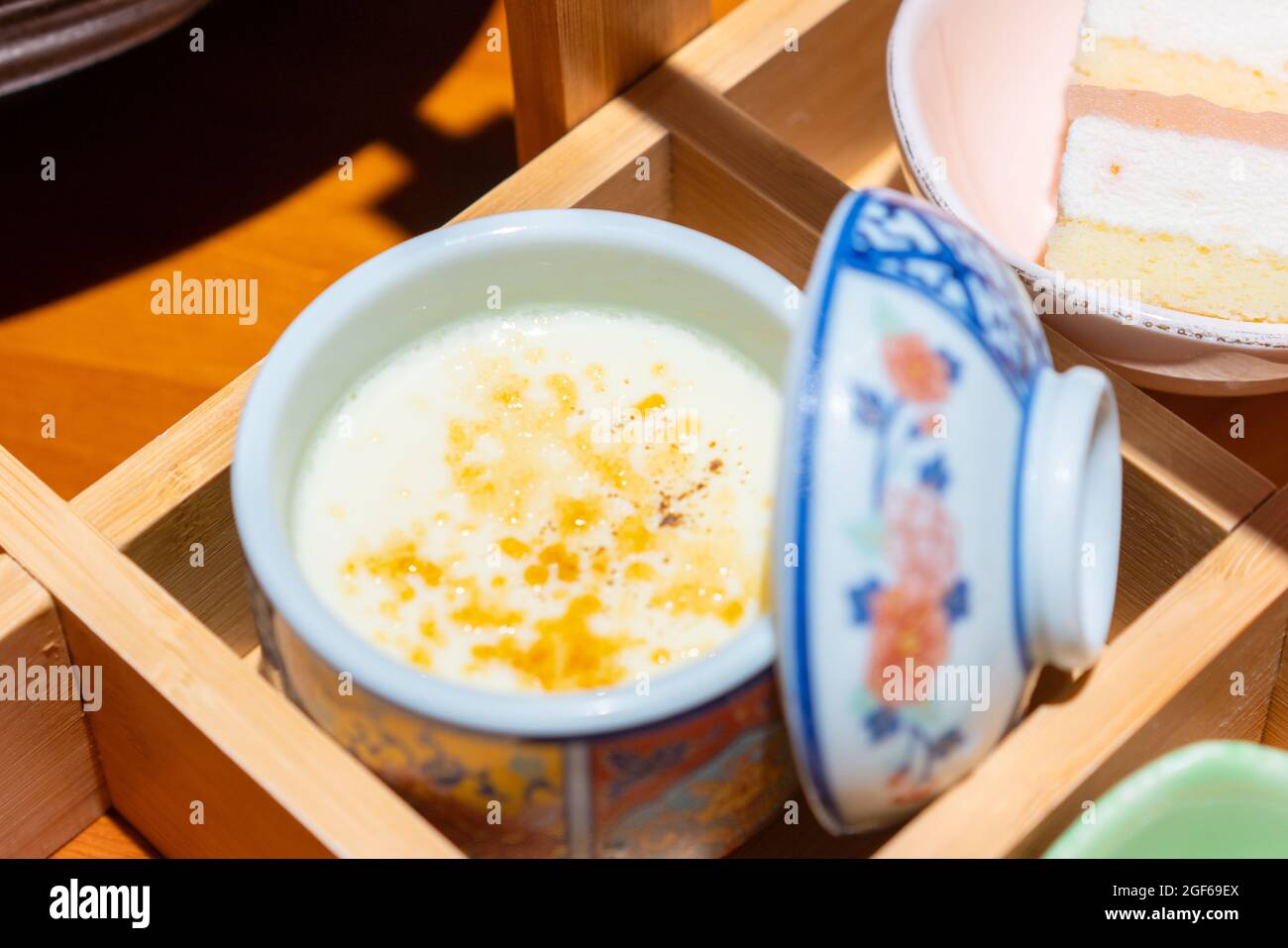 Un dolce bellissimo è come una foto，è troppo buono da mangiare，pefect，buon cibo，torta Foto Stock