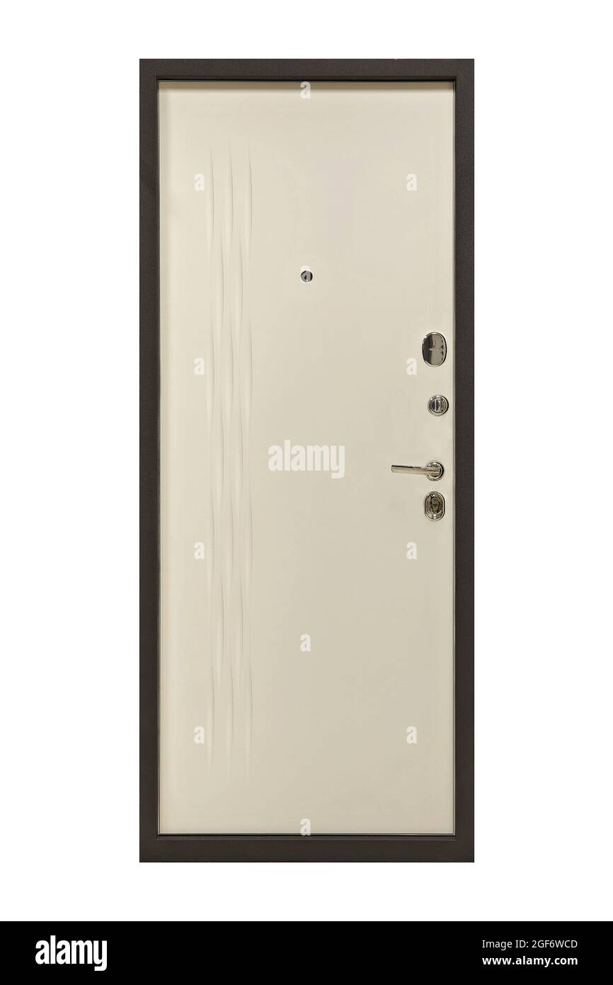 Porta d'ingresso in acciaio beige con serratura in metallo e maniglia isolata su sfondo bianco Foto Stock