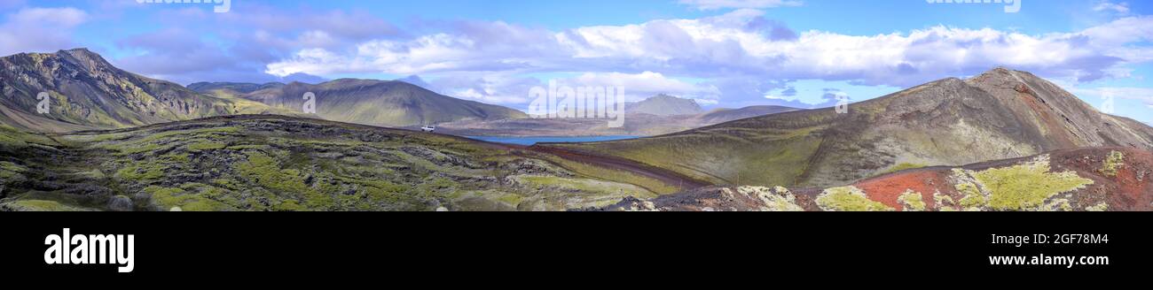 Vista panoramica dal vulcano Stutur a Froststaoavatn, Landmannalaugar, Suourland, Islanda Foto Stock