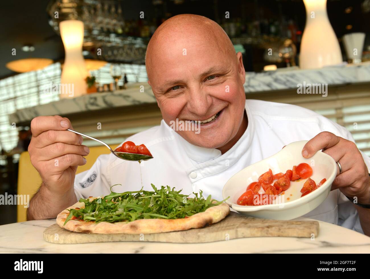 Foto dello chef Aldo Zilli di Sam Bagnall Foto Stock