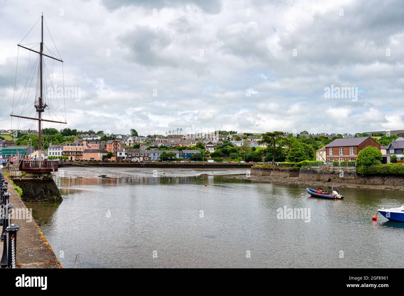 Kinsale, Irlanda - 13 luglio 2021: Il porto di Kinsale a Country Cork Foto Stock