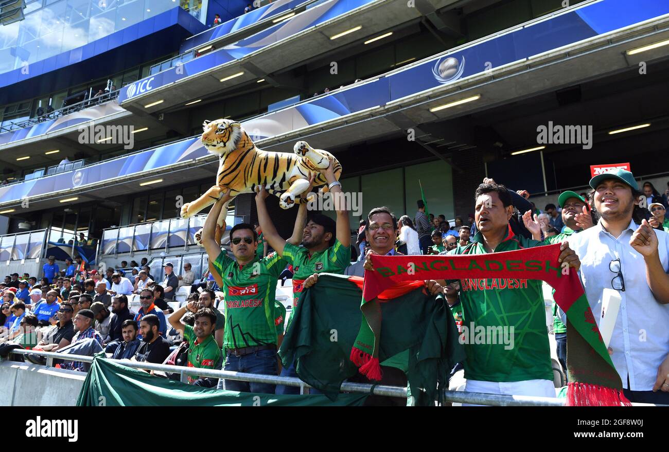 Bangladesh cricket tifosi sostenitori India / Bangladesh ICC Champions Trophy 15/06/2017 Foto Stock