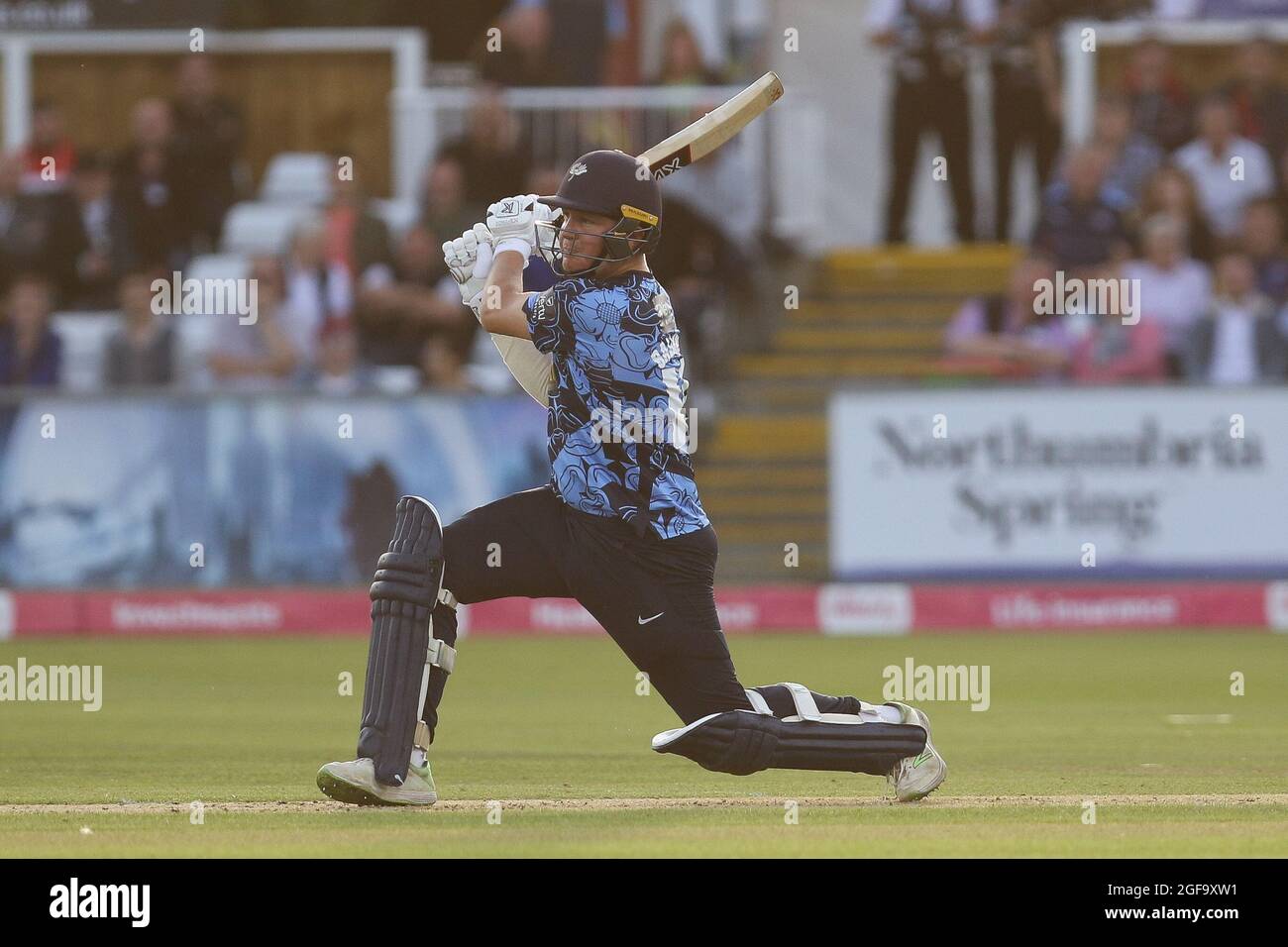 CHESTER LE STREET, REGNO UNITO. 24 AGOSTO Gary Ballance of Yorkshire pipistrelli durante la partita Vitality T20 Blast tra Yorkshire County Cricket Club e Sussex County Cricket Club presso Emirates Riverside, Chester le Street martedì 24 agosto 2021. (Credit: Will Matthews | MI News) Credit: MI News & Sport /Alamy Live News Foto Stock