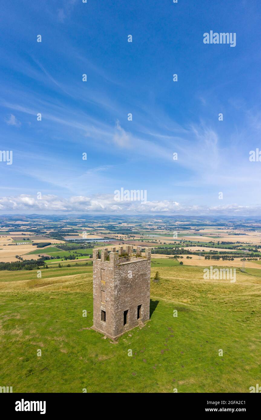 Kinkurney Hill torre osservatorio superiore vicino Newtyle, Angus, Scozia. Foto Stock