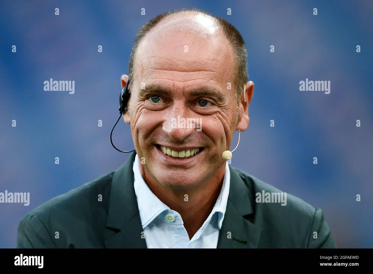 Genova, Italia. 23 agosto 2021. Luca Marchegiani sorride prima della serie UNA partita di calcio tra UC Sampdoria e AC Milan. Credit: Nicolò campo/Alamy Live News Foto Stock