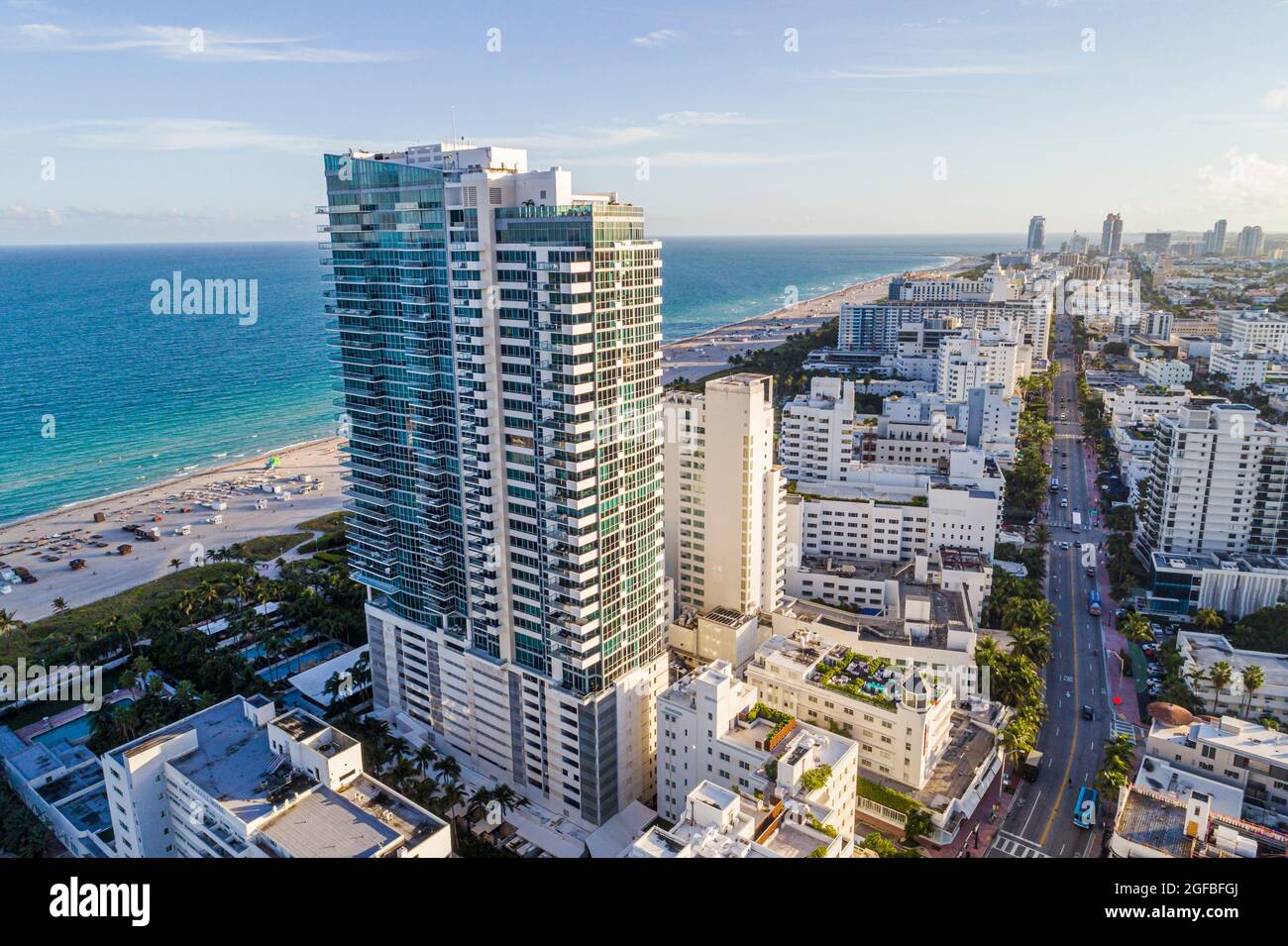 Miami Beach Florida, vista aerea sul Setai, alti edifici dell'hotel, Atlantic Ocean Collins Avenue, Foto Stock