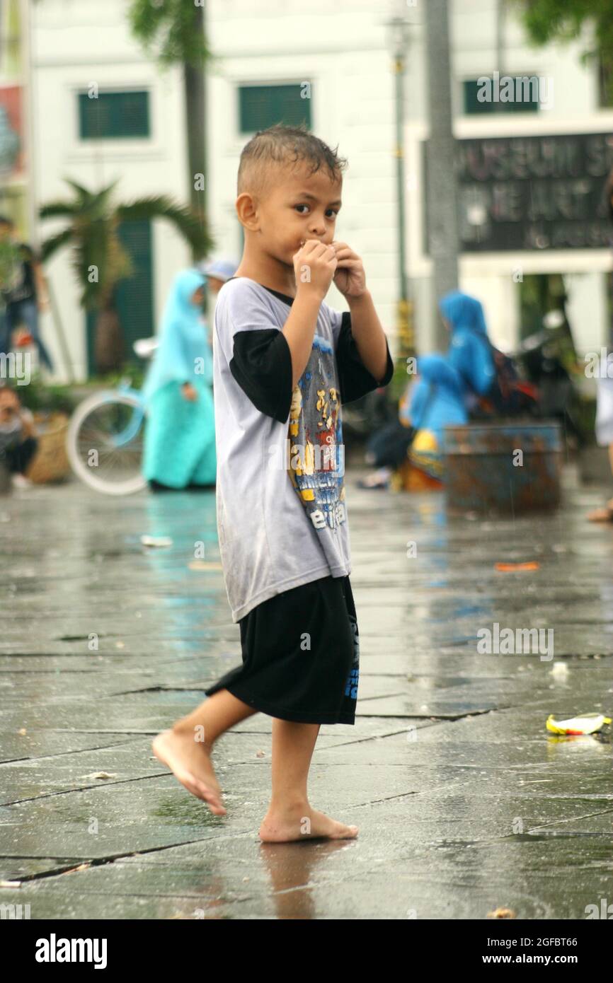 Bambini indonesiani a Kota Tua, Jakarta Foto Stock