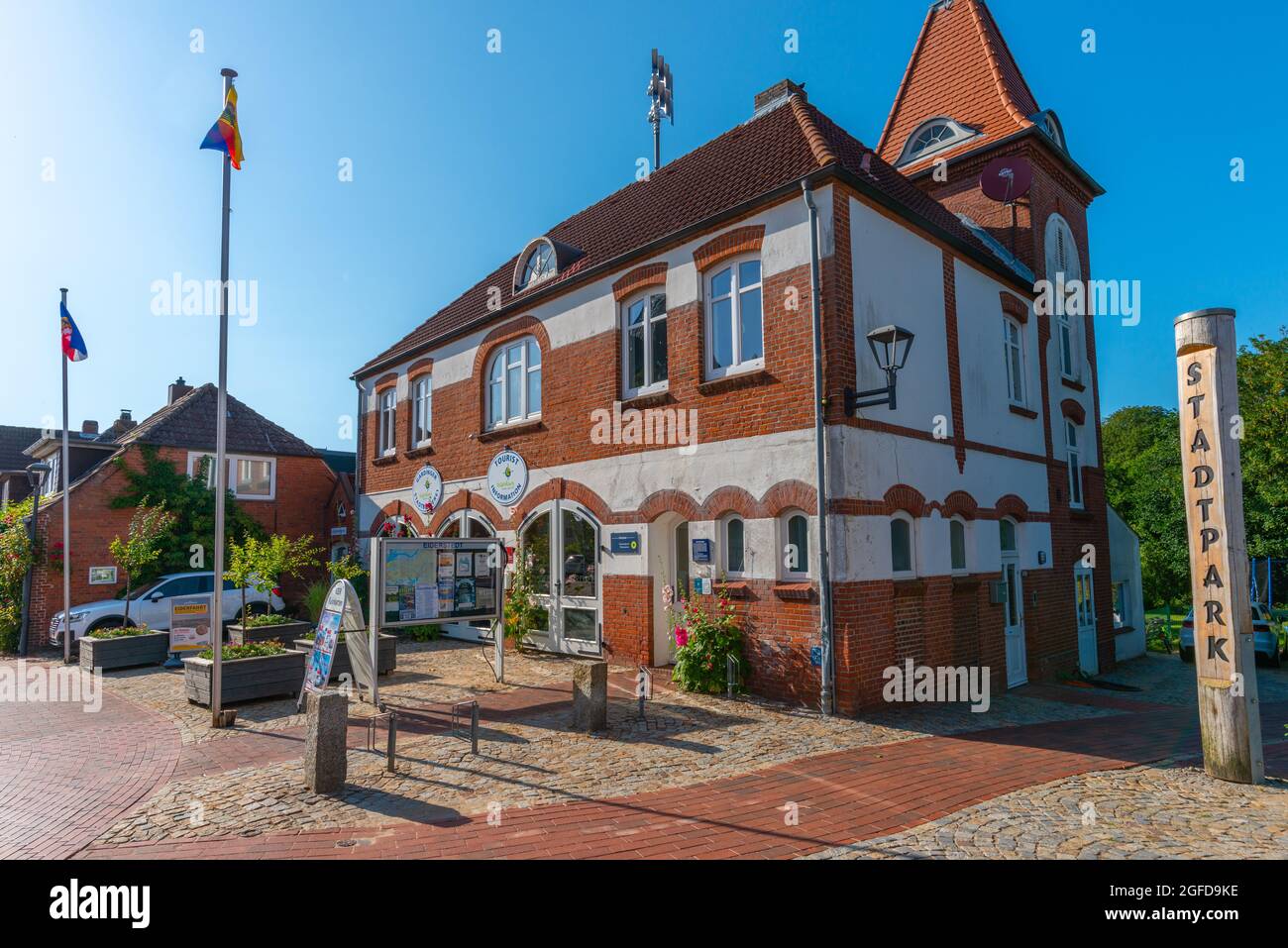 Biblioteca cittadina e centro informazioni turistiche, Garding, penisola Eiderstedt, Schleswig-Holstein, Germania Foto Stock