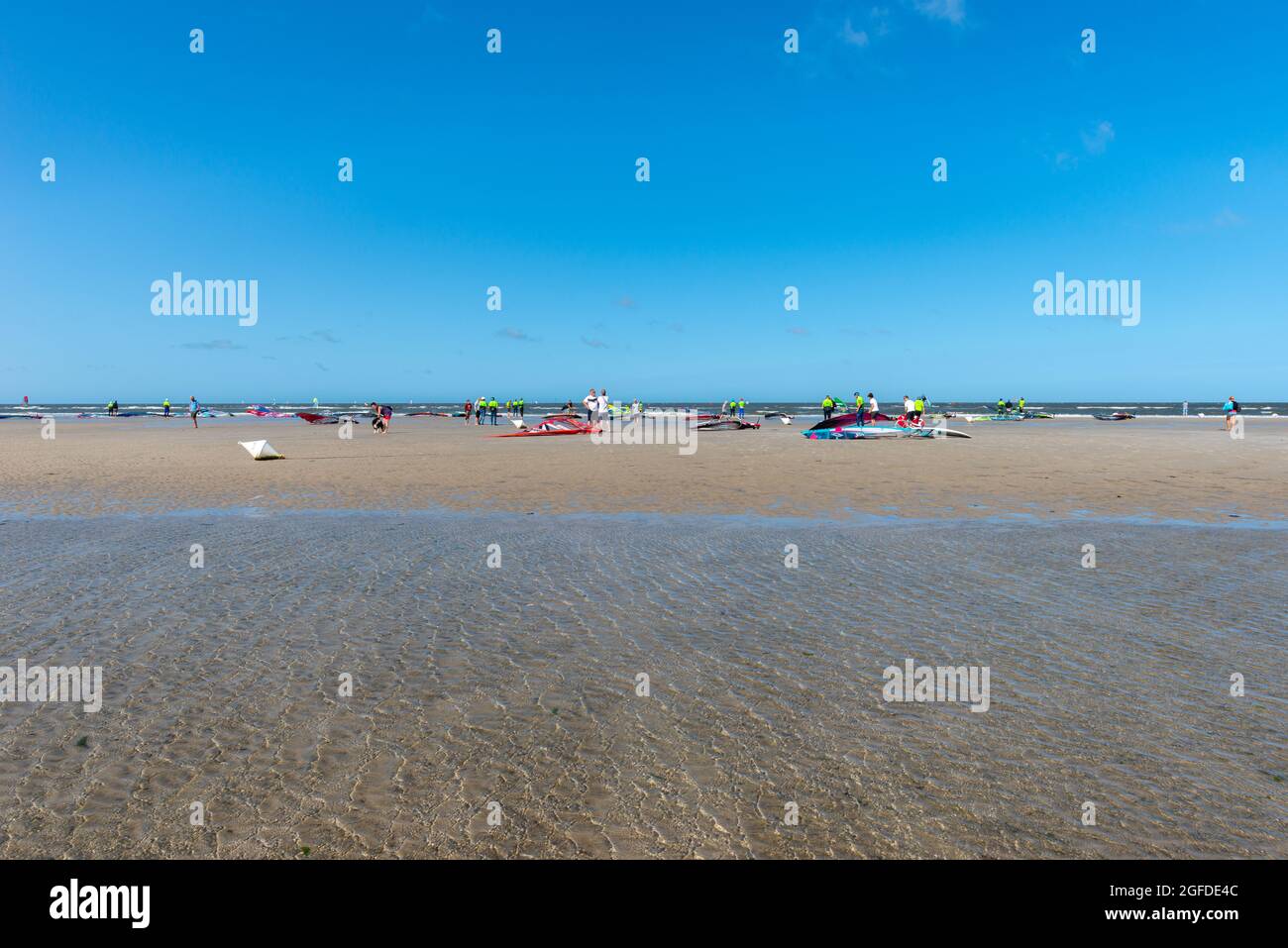 Coppa di Windsurf Multivan, St.-Peter-Ording, penisola Eiderstedt, Frisia settentrionale, Schleswig-Holstein, Germania Foto Stock