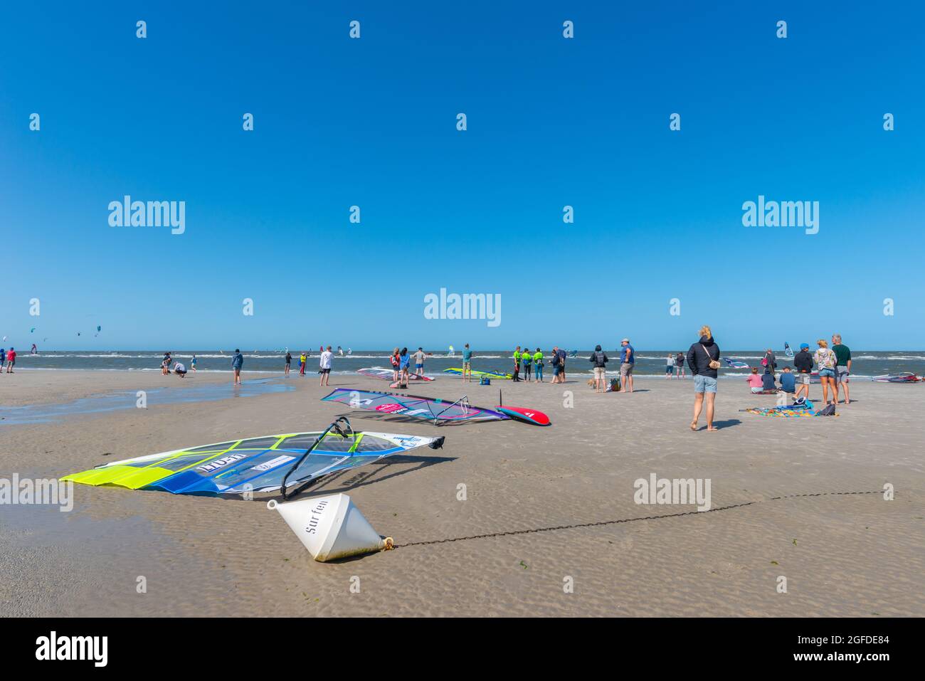 Coppa di Windsurf Multivan, St.-Peter-Ording, penisola Eiderstedt, Frisia settentrionale, Schleswig-Holstein, Germania Foto Stock