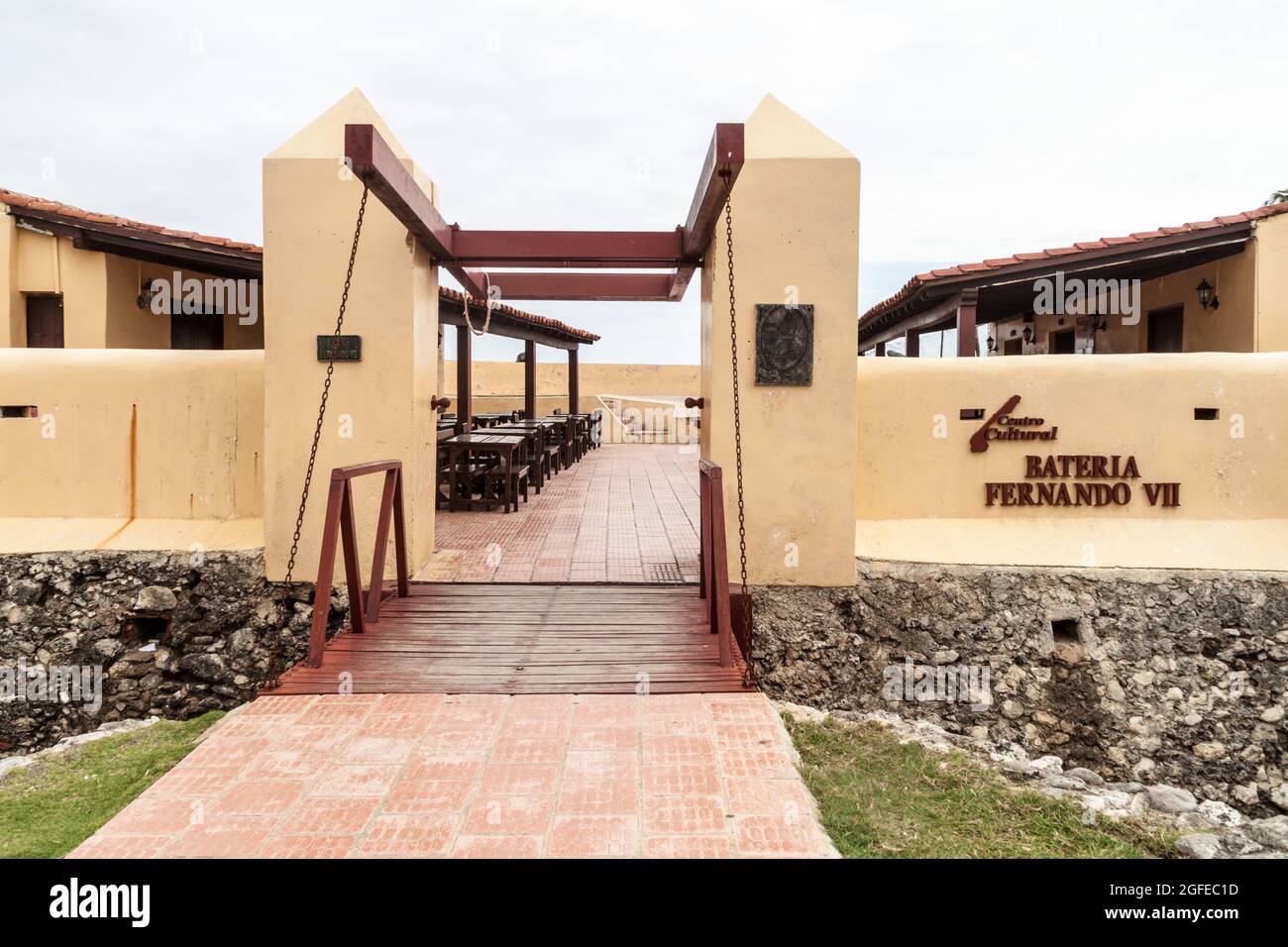 GIBARA, CUBA - 29 GENNAIO 2016: Forte Fuerte Fernando II nel villaggio di Gibara, Cuba Foto Stock