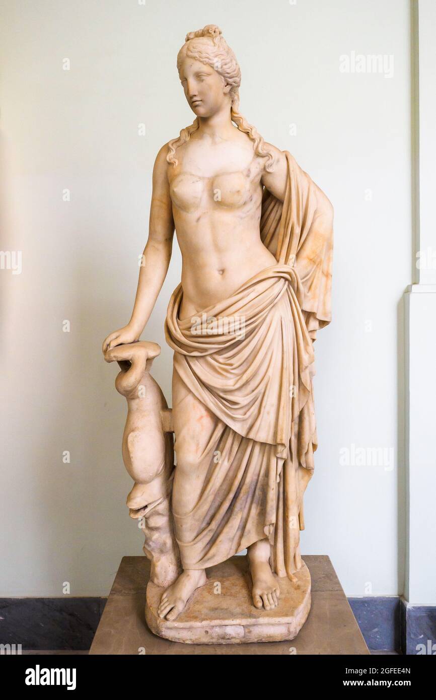 Afrodite del 'Marine Venere-tipo' con delfino II secolo d.C. copia di un originale greco del II-i secolo a.C. Foto Stock