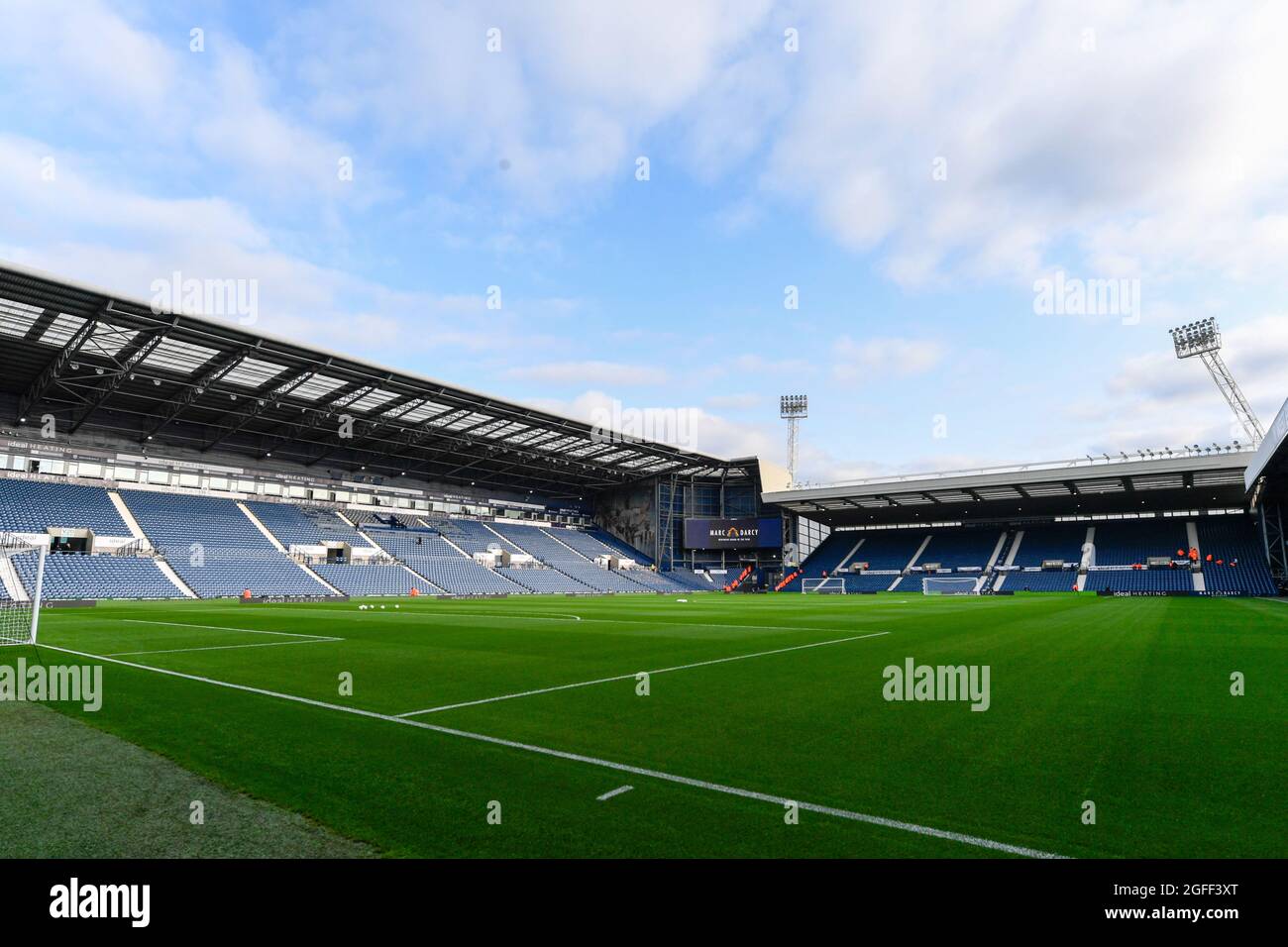 Una visione generale degli Hawthorns, la casa di West Bromwich Albion Foto Stock