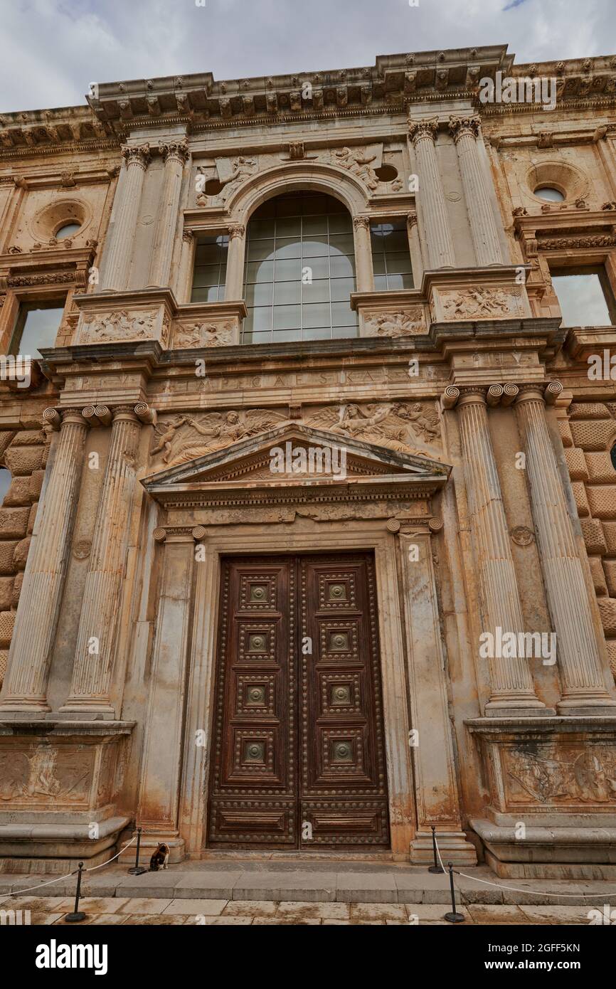 Palazzo di Carlos V nell'Alhambra a Granada in Spagna Foto Stock