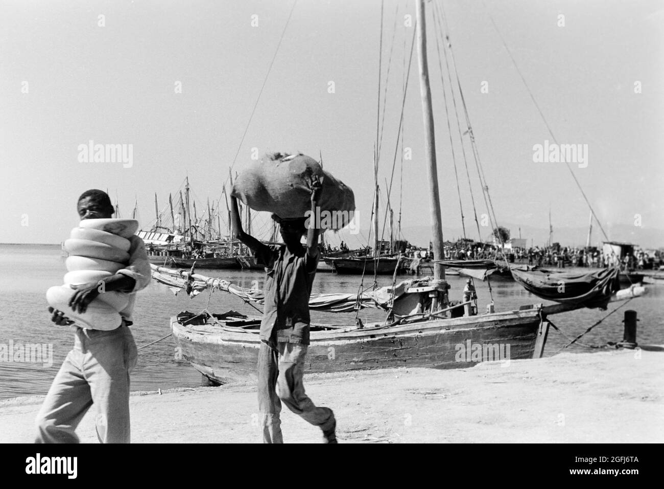 Hafeneindrücke von Port-au-Prince, Haiti, 1966. Impressioni del porto di Port-au-Prince, 1966. Foto Stock