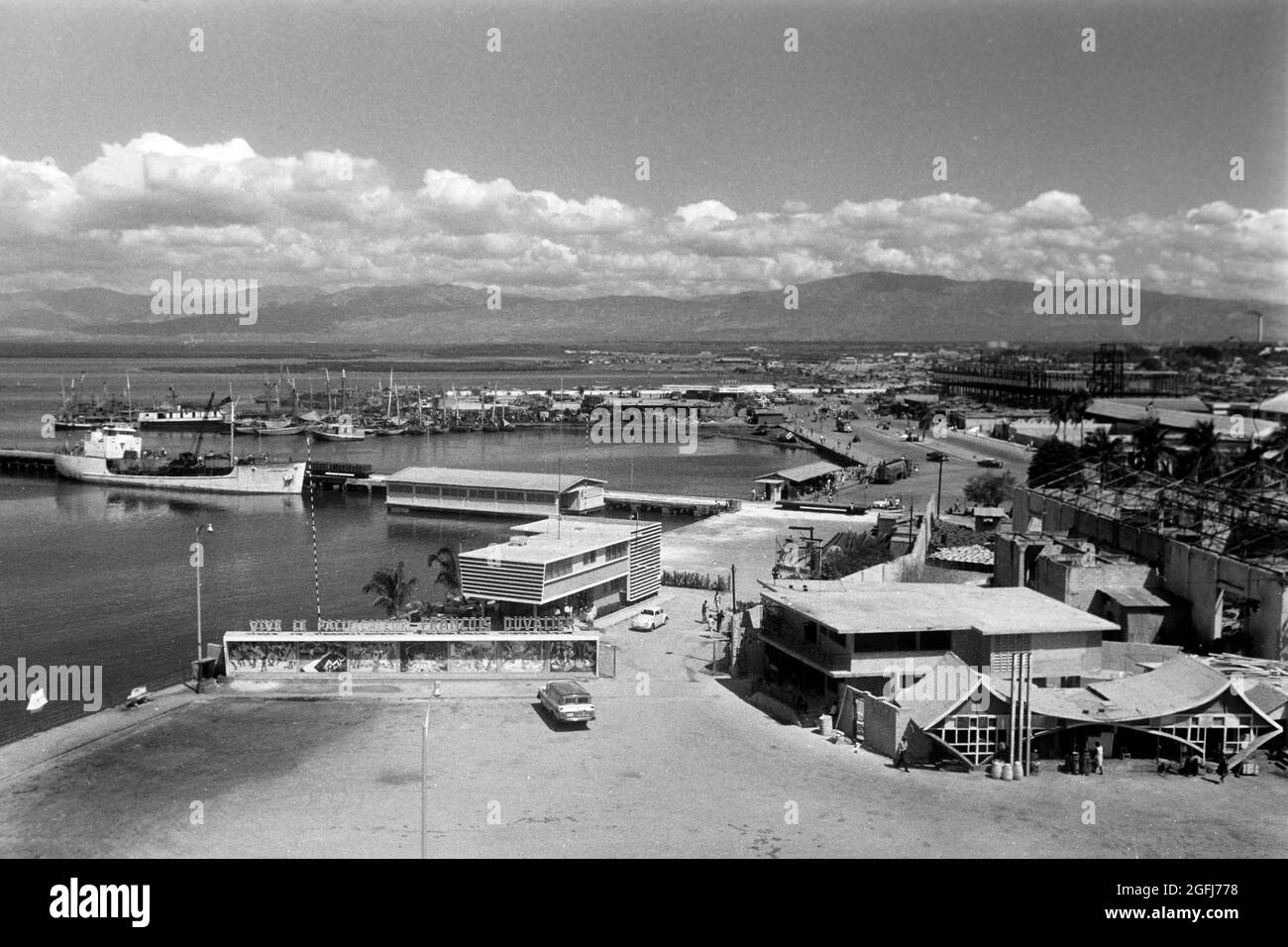 Hafen von Port-au-Prince, 1966. Porto marittimo di Port-au-Prince, 1966. Foto Stock