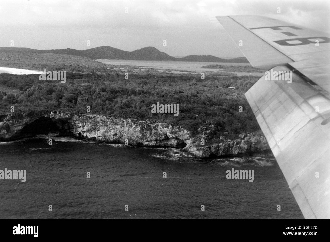 FLUG an der Küstenlinie von Haiti, 1966 volo sulla linea costiera di Haiti, 1966. Foto Stock