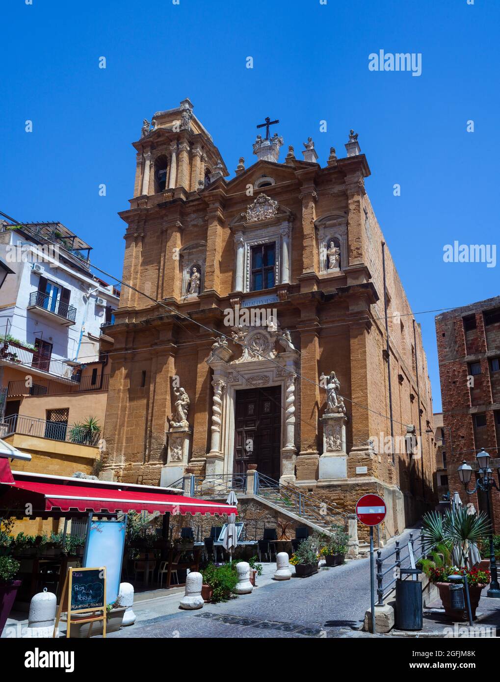 Vista della chiesa barocca di San Lorenzo chiamata anche Chiesa del Purgatorio ad Agrigento. Italia Foto Stock