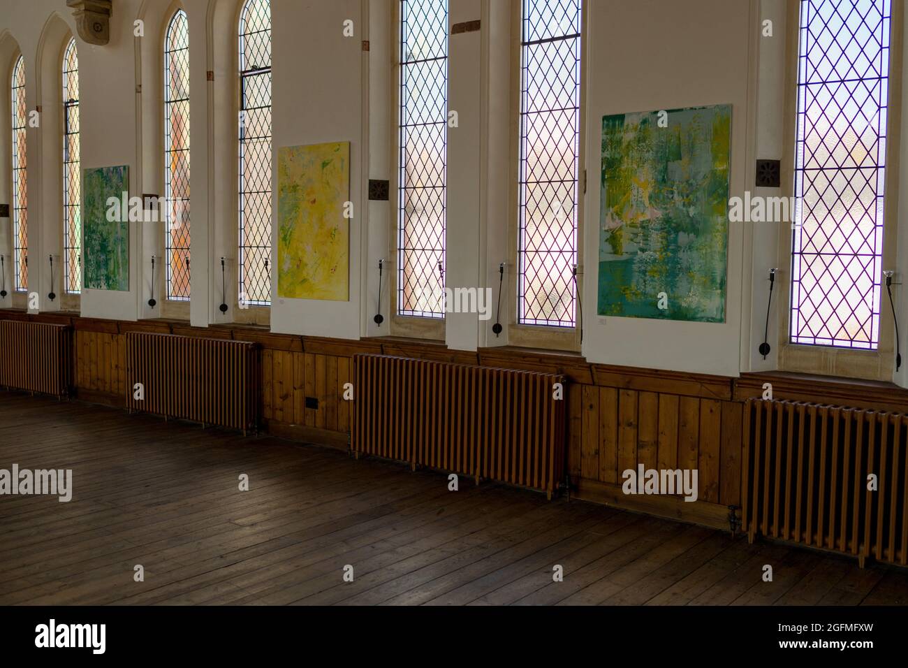 The Art Shop and Chapel, spazio espositivo, caffè e centro culturale, Abergavenny, Monmouthshire, Galles, Regno Unito Foto Stock