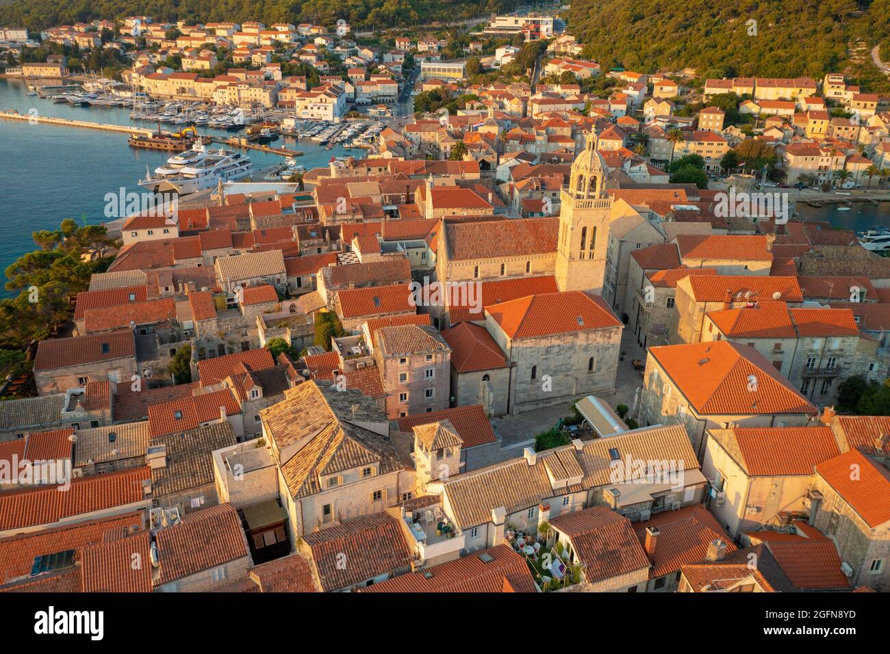 Vista aerea della città di Korcula sull'isola di Korcula, Mare Adriatico, Croazia Foto Stock