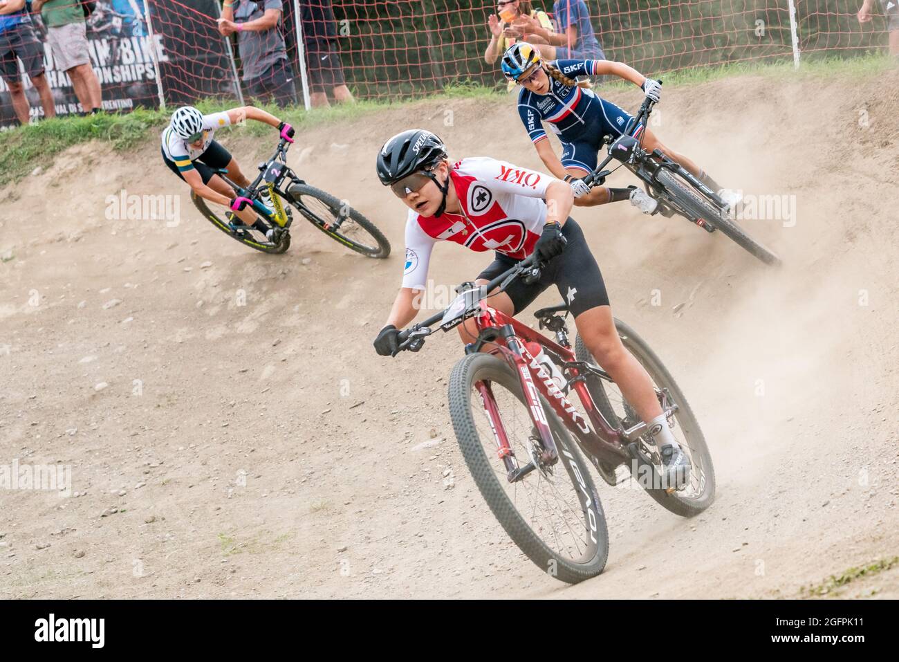 Sina FREI di Svizzera, 1° posto donne d'élite, durante il Cross Country  Short Track XCC ai Campionati del mondo MTB 2021, Mountain Bike evento il  26 agosto 2021 in Val di Sole,