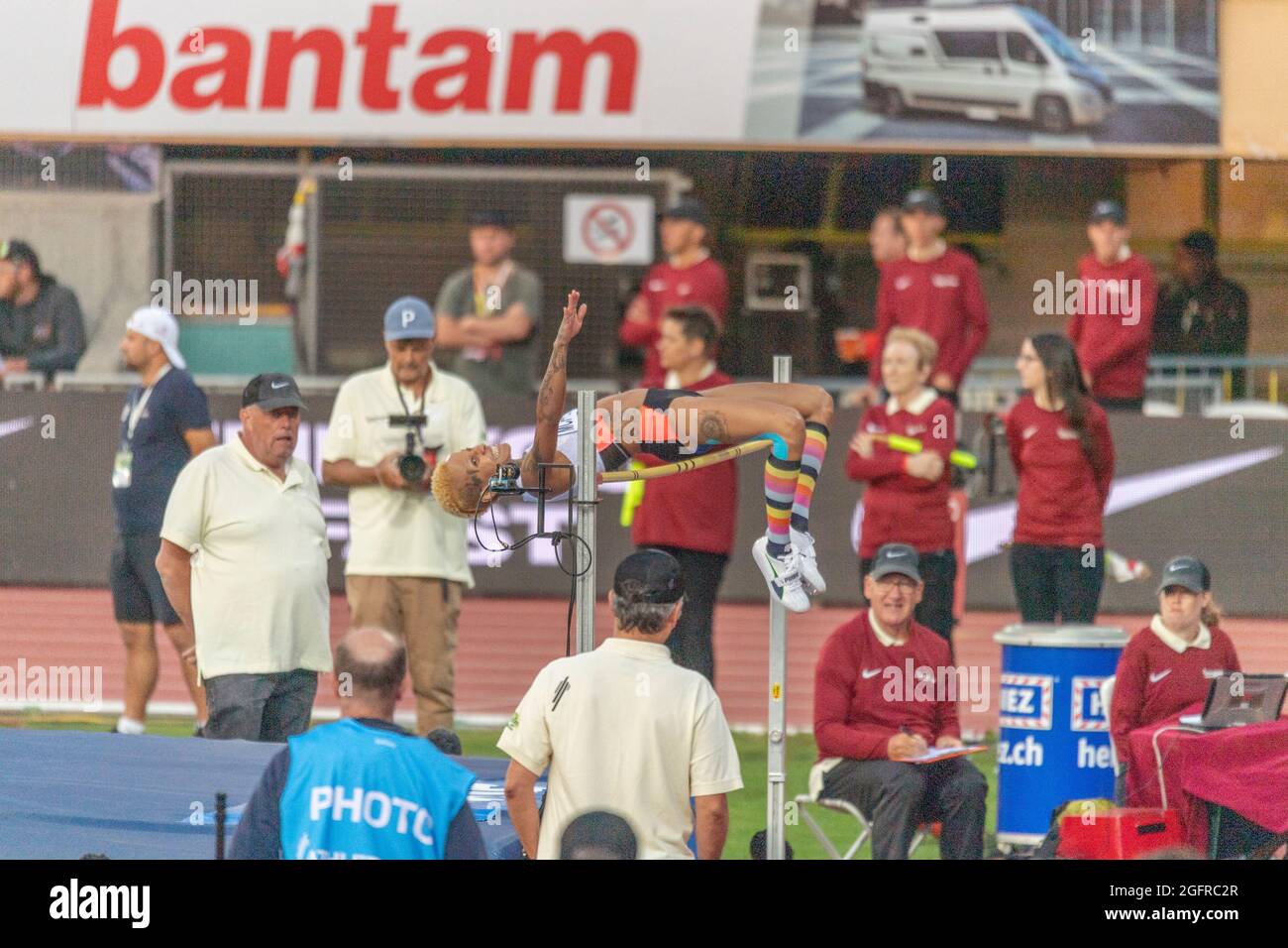 Losanna, Svizzera. 8 maggio 2021. Inika McPherson of USA è in azione durante l'hight jump femminile durante il Grand-Prix Athletissima IAAF Wanda Diamond League a Losanna 2021 (Foto di Eric Dubost/Pacific Press) Credit: Pacific Press Media Production Corp./Alamy Live News Foto Stock