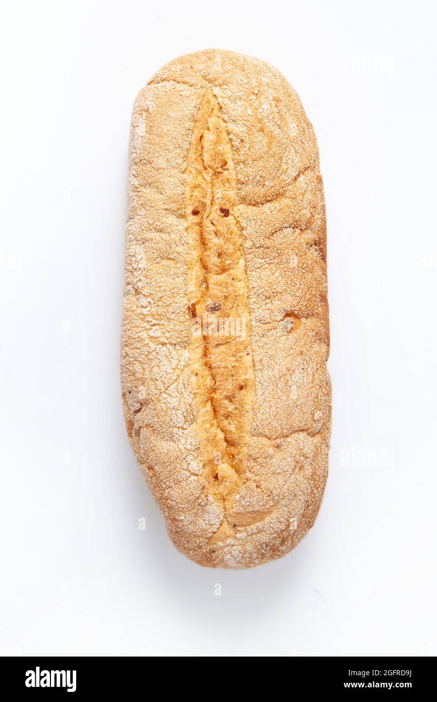 Pane su un isolato sfondo bianco studio Foto Stock