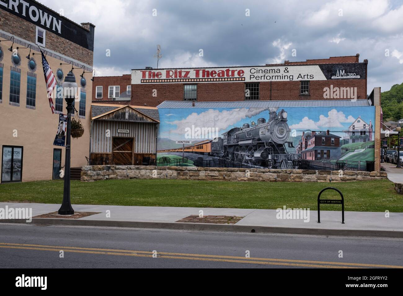 Hinton, Virginia Occidentale. Downtown Street Mural. Foto Stock