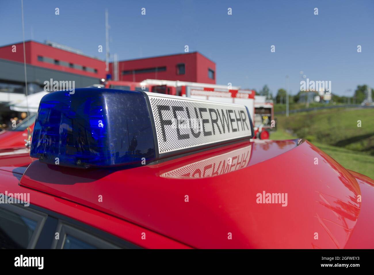 Barra luminosa blu di un motore antincendio, Germania Foto Stock