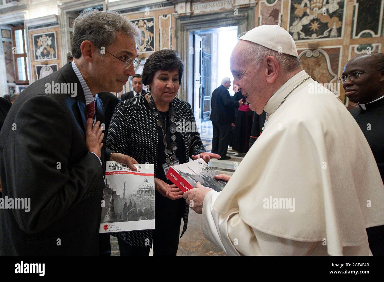 Roma, Italia. 27 ago 2021. 26 agosto 2021 : Papa Francesco riceve la rete Internazionale dei legislatori Cattolici in udienza privata al Vaticano Credit: Independent Photo Agency/Alamy Live News Foto Stock