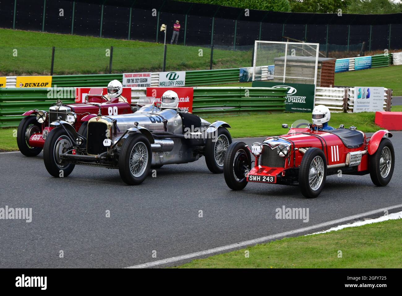 Jeffrey Edwards, Alvis Silver Eagle, Andrew Long, MG N Magnette, Andrew Croysdill, Riley 12/4, Mallory Park Trophy Race, VSCC Specials, Bob Gerard Mem Foto Stock