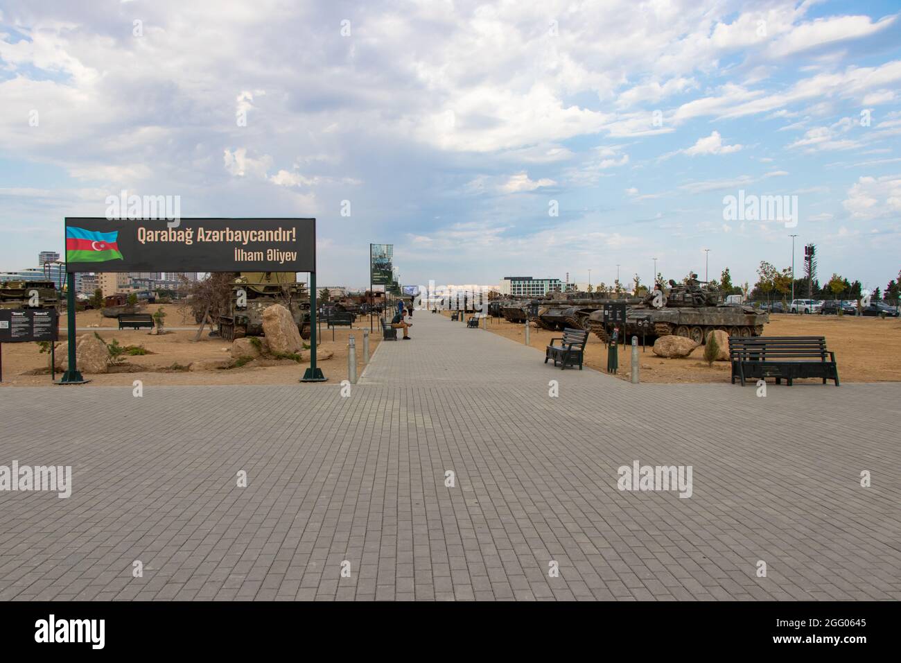 Il Parco del Trofeo militare. Baku - Azerbaigian. Catturati veicoli militari armeni Foto Stock