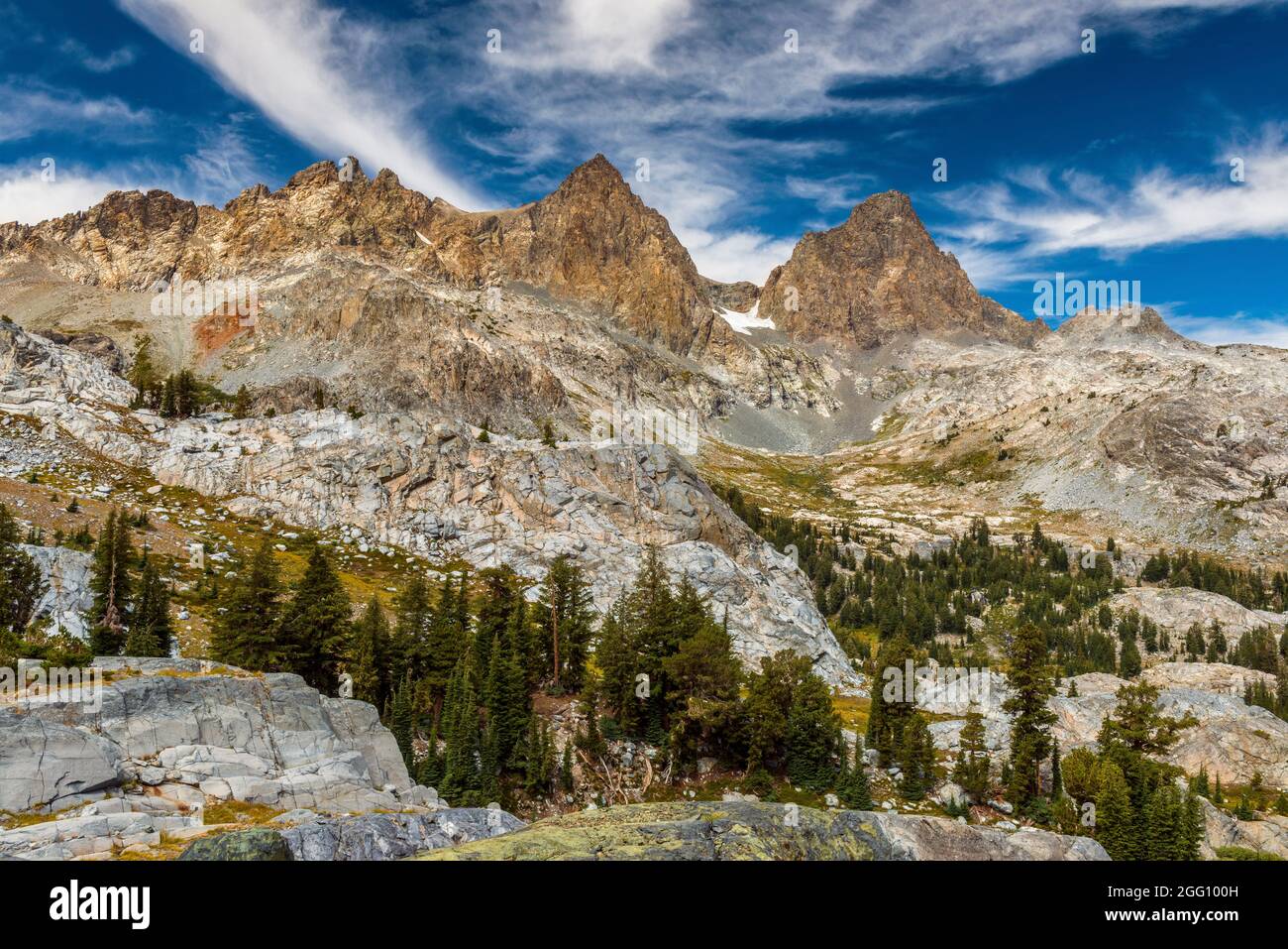 Monte Ritter, Banner Peak, Ansel Adams Wilderness, Inyo National Forest, Sierra orientale, California Foto Stock
