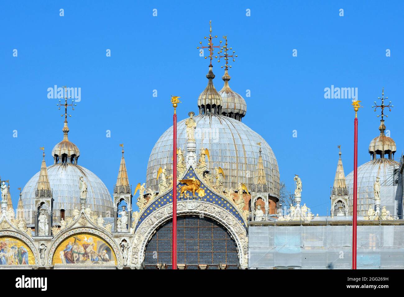 Particolare della facciata della Basilica di San Marco di Venezia - Italia. Foto Stock