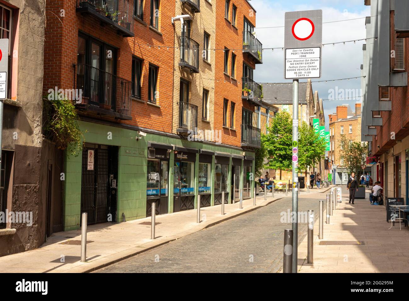 Essex Street West, Temple Bar, Dublino, Irlanda dal giugno 2021 Foto Stock