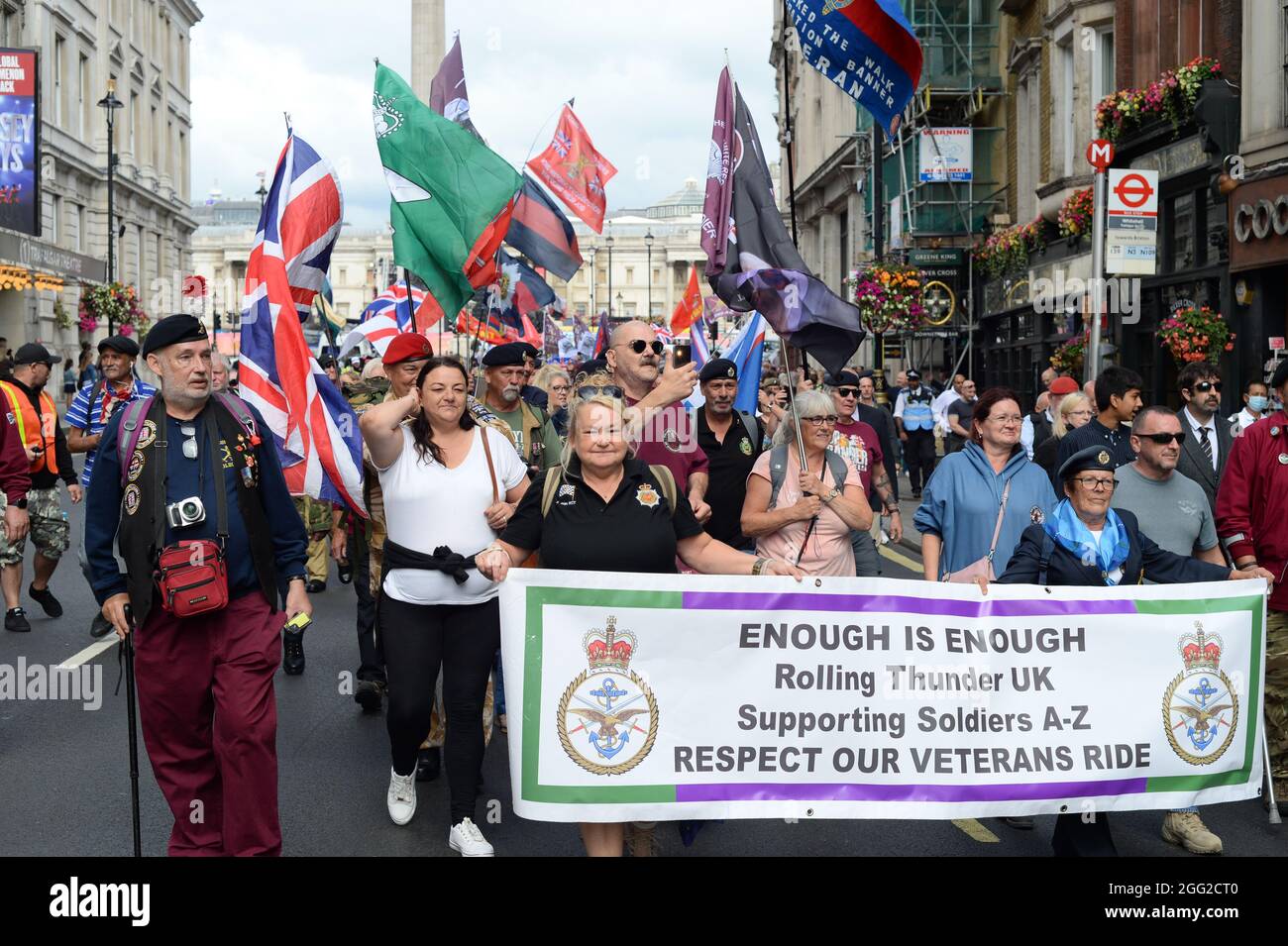 28 agosto, Londra, Regno Unito. I veterani e le famiglie dell'Irlanda del Nord si diranno verso Whitehall a Londra per protestare contro i procedimenti storici messi a punto da alcuni ex militari Credit: graham mitchell/Alamy Live News Foto Stock