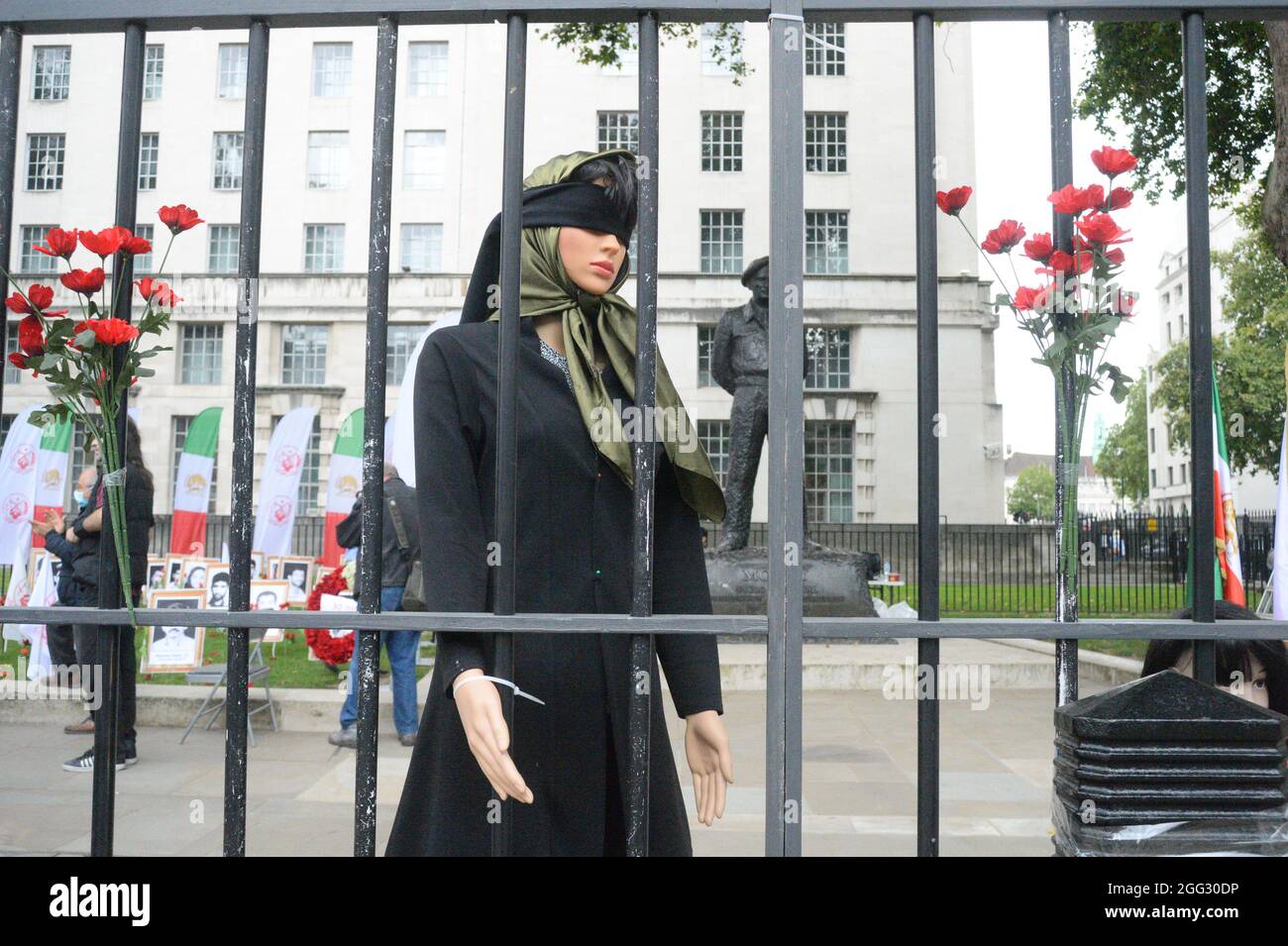 28 agosto 2021, Londra, Regno Unito. Protesta dell'Iran. Iran. A Whitehall di Londra si è svolta una protesta forte. I manifestanti sono arrabbiati per l'uso apparentemente casuale della pena di morte da parte dei governanti. Credit: graham mitchell/Alamy Live News Foto Stock