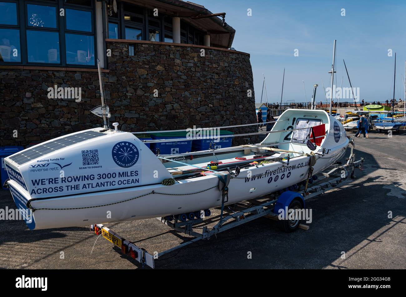 North Berwick, East Lothian, Scozia, Regno Unito, 28 agosto 2021. Una barca a remi che si affaccia sul porto, in cui 5 uomini locali attraverseranno l'Atlantico alla fine di quest'anno nella Talisker Whisky Atlantic Challenge Foto Stock