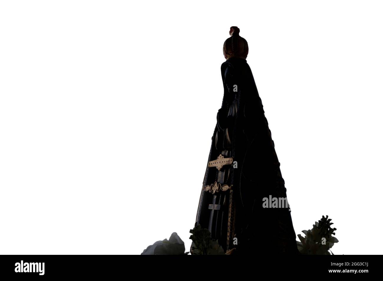 Silhouette della statua con l'immagine di nostra Signora di Aparecida, madre di Dio, patrona del Brasile Foto Stock