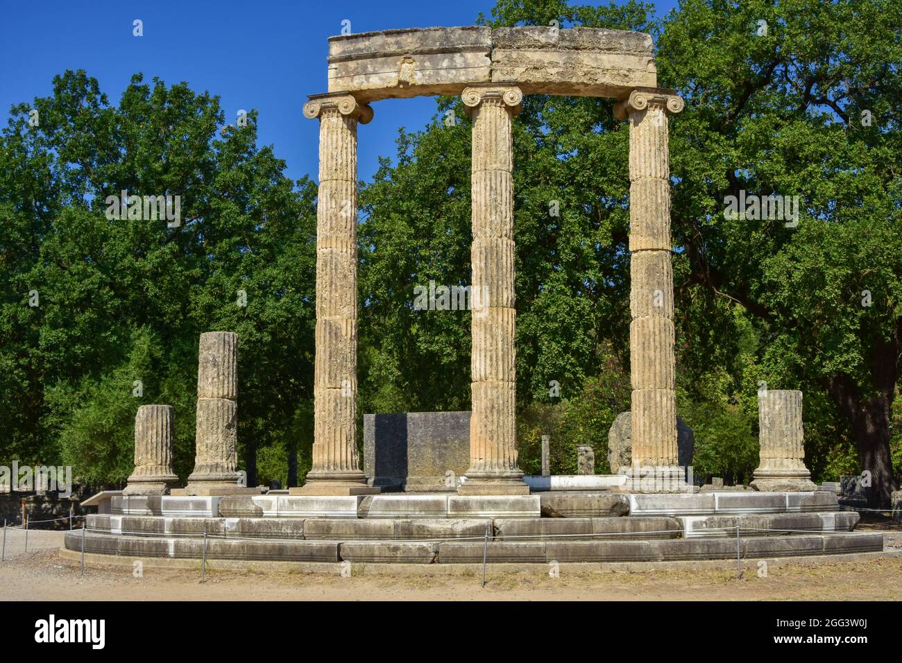 Il Filippo all'antica Olimpia, in Grecia, fu costruito per celebrare la vittoria di Filippo II nella battaglia di Chaeronea Foto Stock