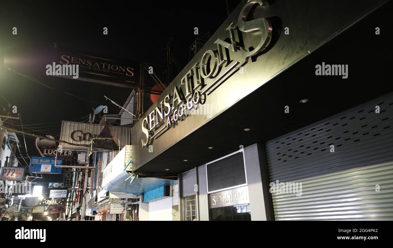 Sensations A Go Go Real Foto documentaria Notte di Capodanno Dicembre 31 2020 su Walking Street Pattaya Thailandia Foto Stock