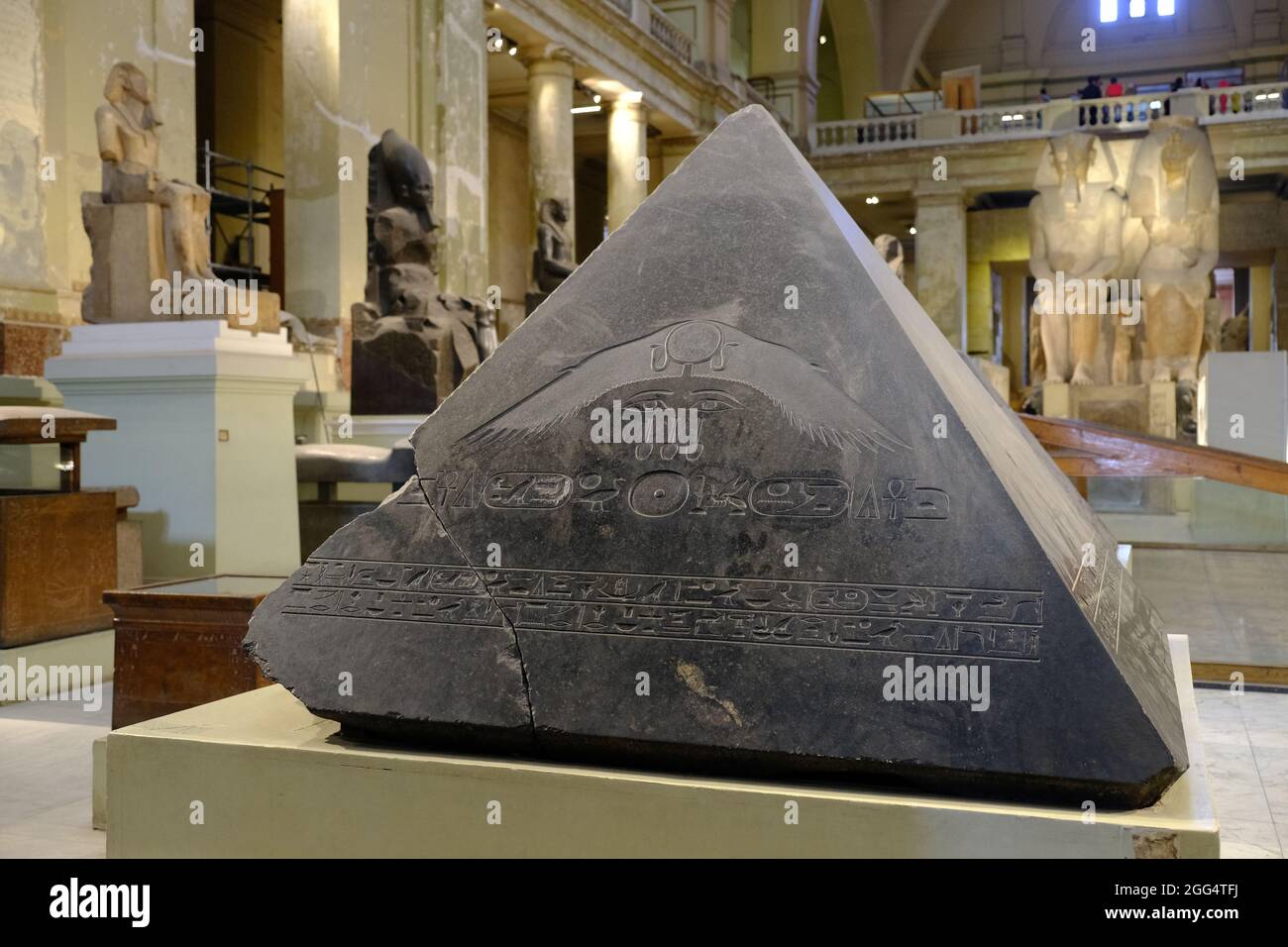 Egitto Cairo - il Museo Egizio Piramdion piramide di Amenemhat Foto Stock