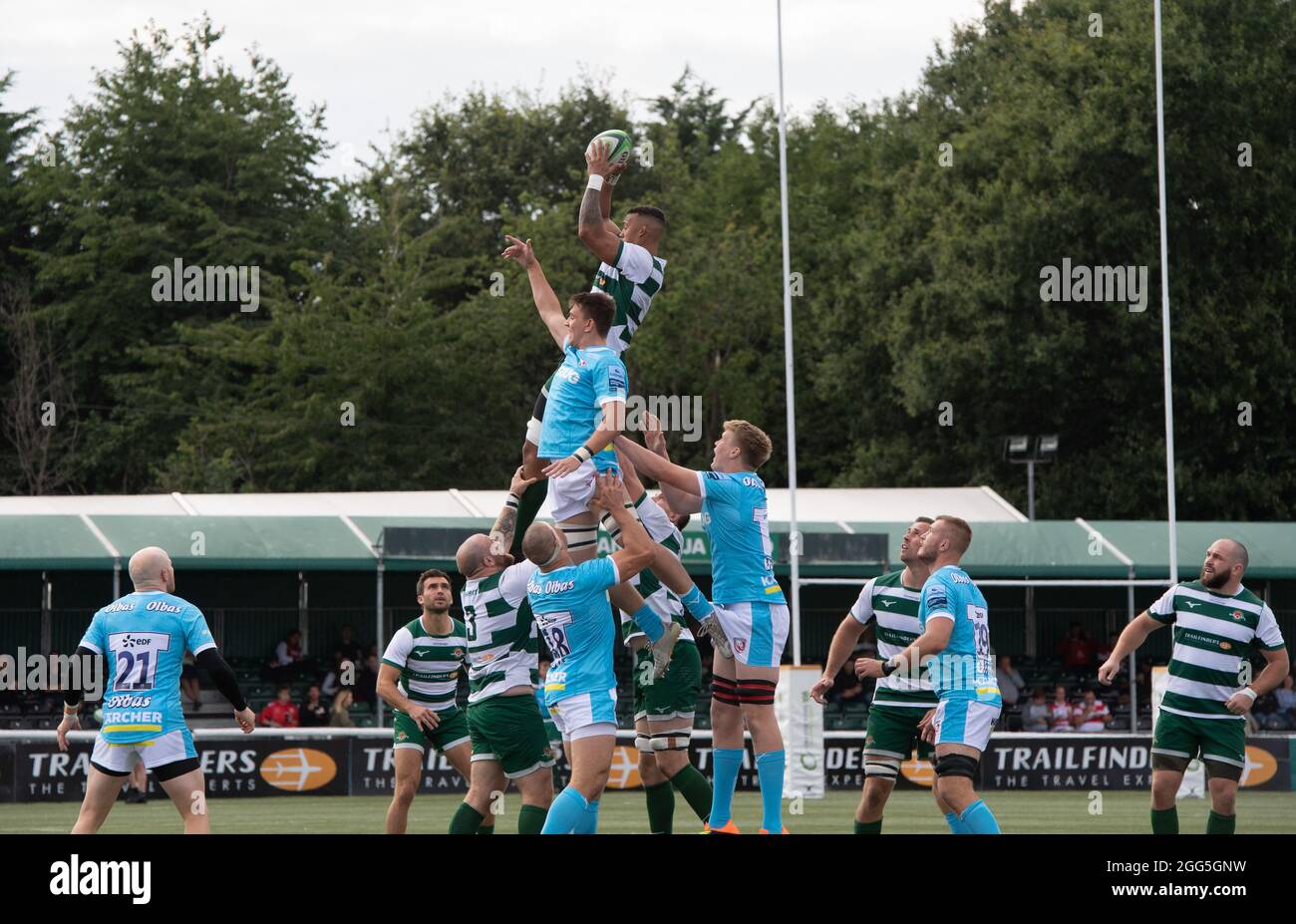 Bobby De Wee of Ealing Trailfinders vince la line out durante la partita di pre-stagione 2021/22 tra Ealing Trailfinders e Gloucester Rugby al Castle Bar , West Ealing , Inghilterra il 28 agosto 2021. Foto di Alan Stanford / prime Media Images Foto Stock