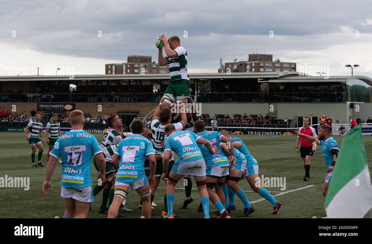 Partite in azione durante la partita pre-stagione 2021/22 tra Ealing Trailfinders e Gloucester Rugby al Castle Bar, West Ealing, Inghilterra, il 28 agosto 2021. Foto di Alan Stanford/prime Media Images Credit: Prime Media Images/Alamy Live News Foto Stock