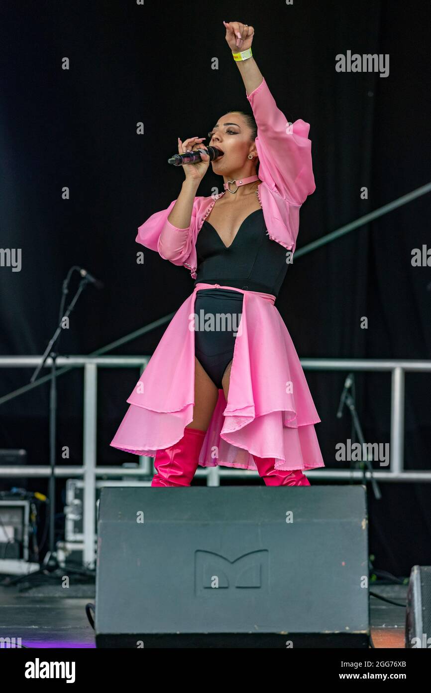 Northampton, Regno Unito. 29 agosto 2021. Party nel Parco con Ariana Grande, Little Mix, ed Sheeran e le Spice Girls tribute band che suonano ad Abington Park da mezzogiorno al 2230 oggi organizzato da Showtime events, Credit: Keith J Smith./Alamy Live News. Foto Stock