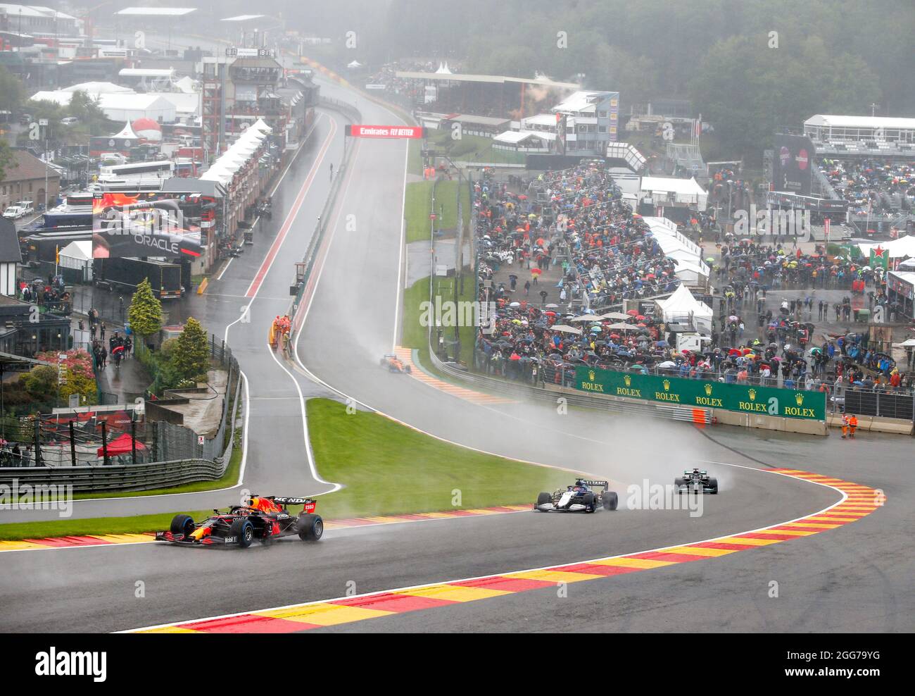 VERSTAPPEN Max (ned), Red Bull Racing Honda RB16B, RUSSELL George (gbr), Williams Racing F1 FW43B, HAMILTON Lewis (gbr), Mercedes AMG F1 GP W12 e Performance, in azione durante il Gran Premio del Belgio di Formula 1, 12° round del Campionato del mondo FIA Formula uno 2021 dal 27 al 29 agosto, 2021 sul circuito di Spa-Francorchamps, a Stavelot, vicino Liegi, Belgio - Foto DPPI Foto Stock