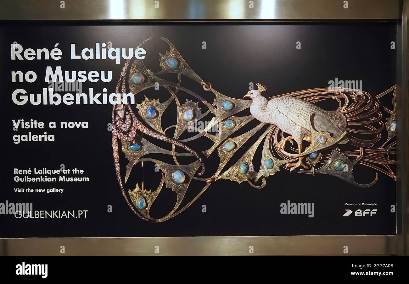 Arte a lato il museo Calouste Gulbenkian a Lisbona in Portogallo - segno della collezione Rene Lalique Foto Stock